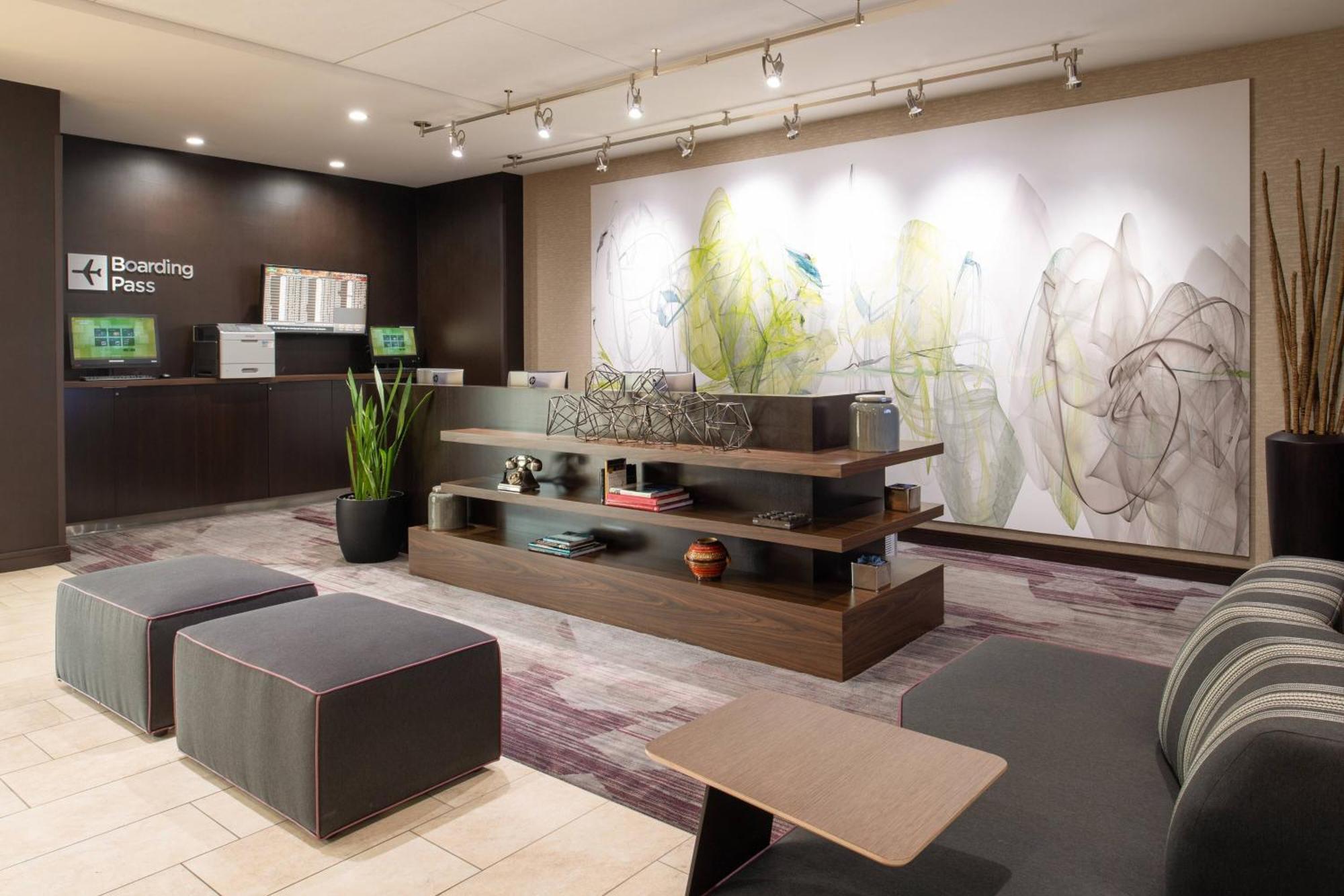 Courtyard By Marriott Portland Airport Hotel Ngoại thất bức ảnh