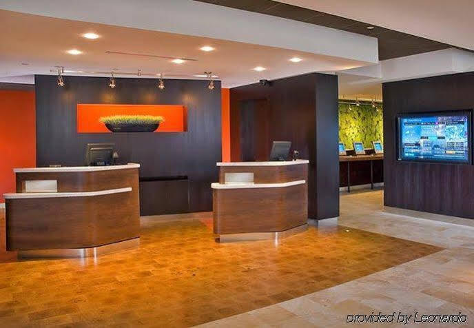 Courtyard By Marriott Portland Airport Hotel Ngoại thất bức ảnh