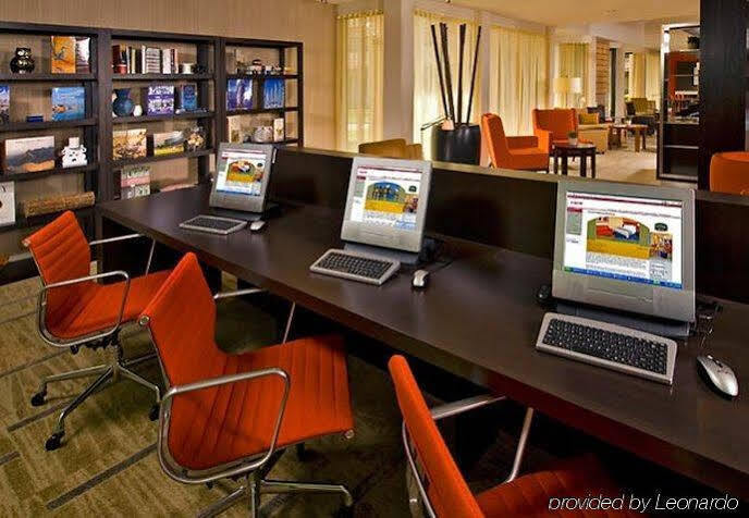 Courtyard By Marriott Portland Airport Hotel Ngoại thất bức ảnh