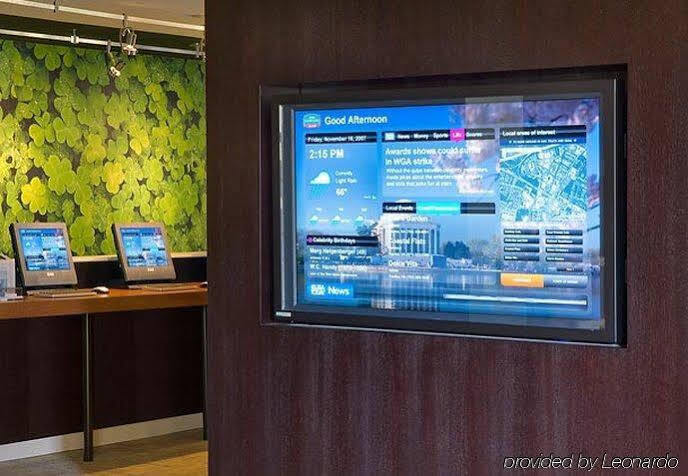Courtyard By Marriott Portland Airport Hotel Ngoại thất bức ảnh